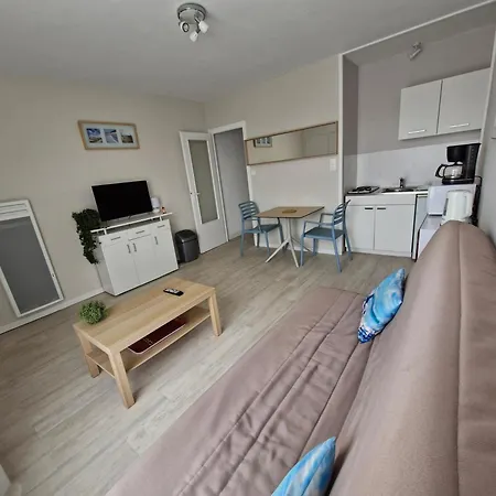 - Pleine - 1 Avenue Des Pays De Monts - 1-1