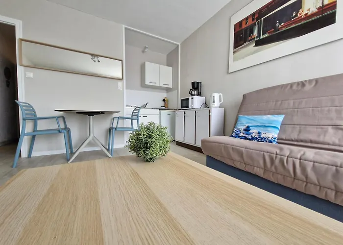 - Pleine - 1 Avenue Des Pays De Monts - 1-1 *